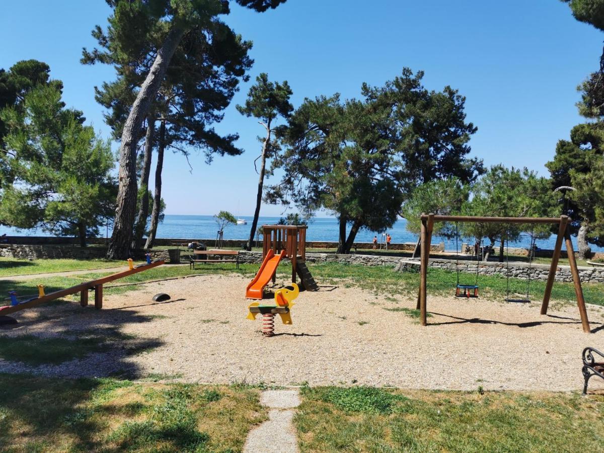 Lara Deluxe Superior 5 Star Apartment, Your Piece Of Heaven By The Sea & Park Novigrad Istria Esterno foto