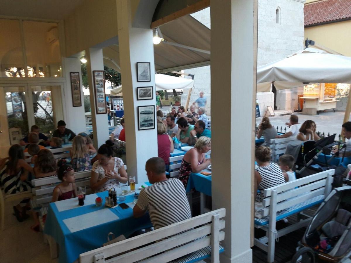 Lara Deluxe Superior 5 Star Apartment, Your Piece Of Heaven By The Sea & Park Novigrad Istria Esterno foto