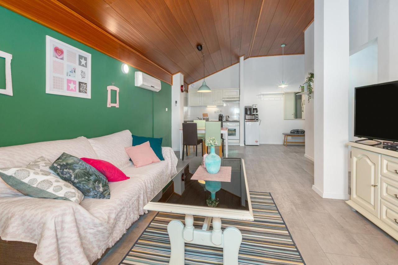 Lara Deluxe Superior 5 Star Apartment, Your Piece Of Heaven By The Sea & Park Novigrad Istria Esterno foto